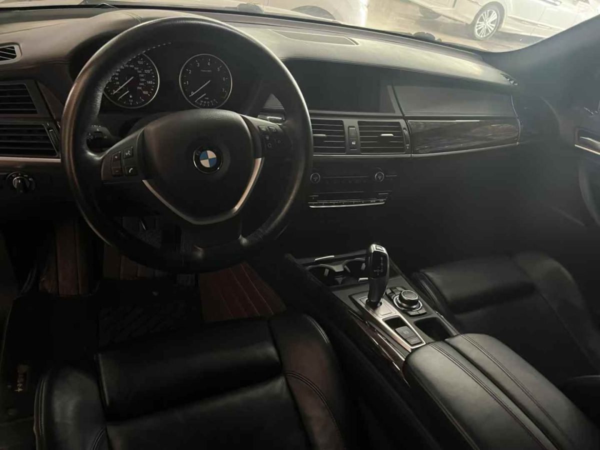 寶馬 寶馬X5  2012款 X5 xDrive30i 3.0 典雅型圖片