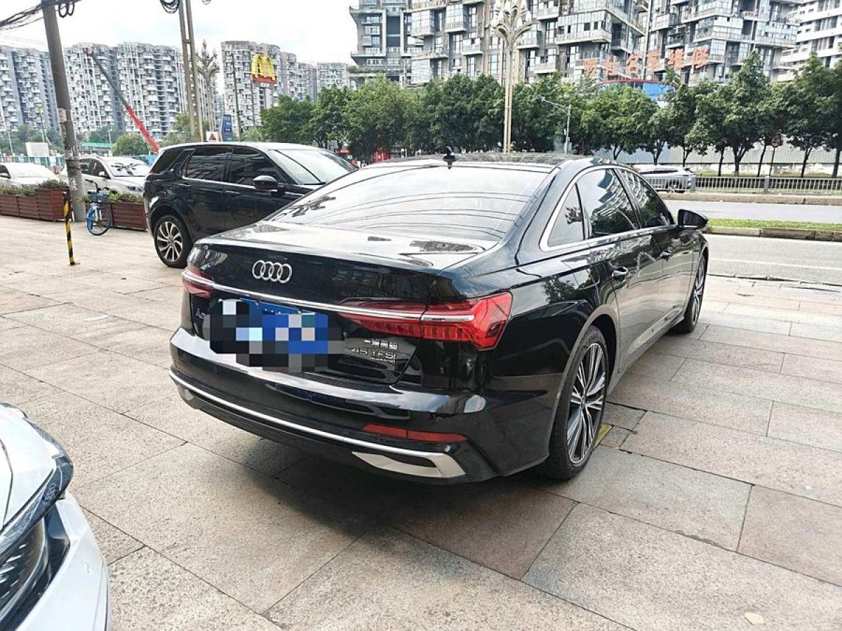 奧迪 奧迪A6L  2023款 改款 45 TFSI 臻選動(dòng)感型圖片