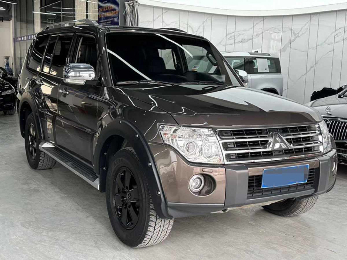 Mitsubishi Pajero2010 3.0L Auto Deluxe Edition图片