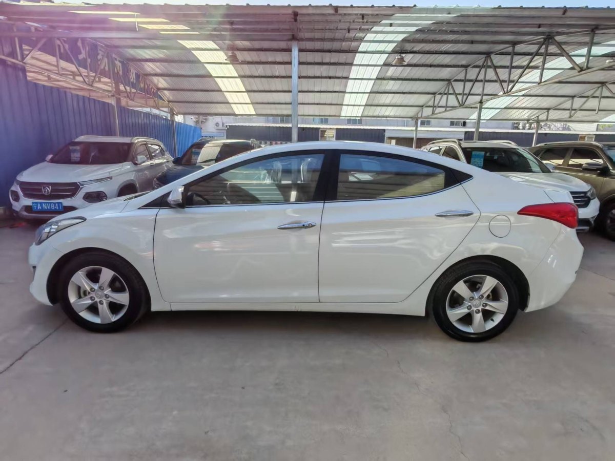 現(xiàn)代 朗動  2012款 1.6L 自動領(lǐng)先型圖片