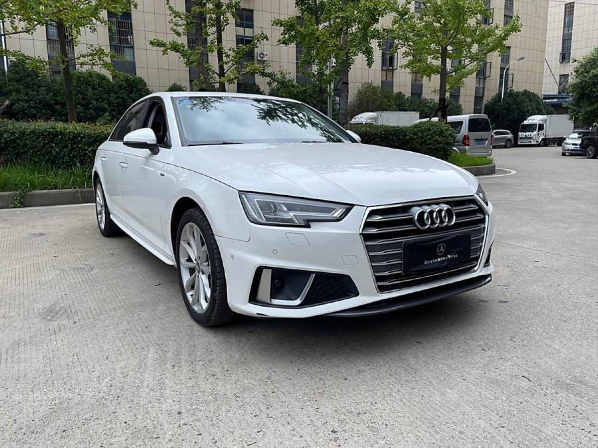 2019年9月奧迪 奧迪A4L  2019款 40 TFSI 時(shí)尚型 國VI