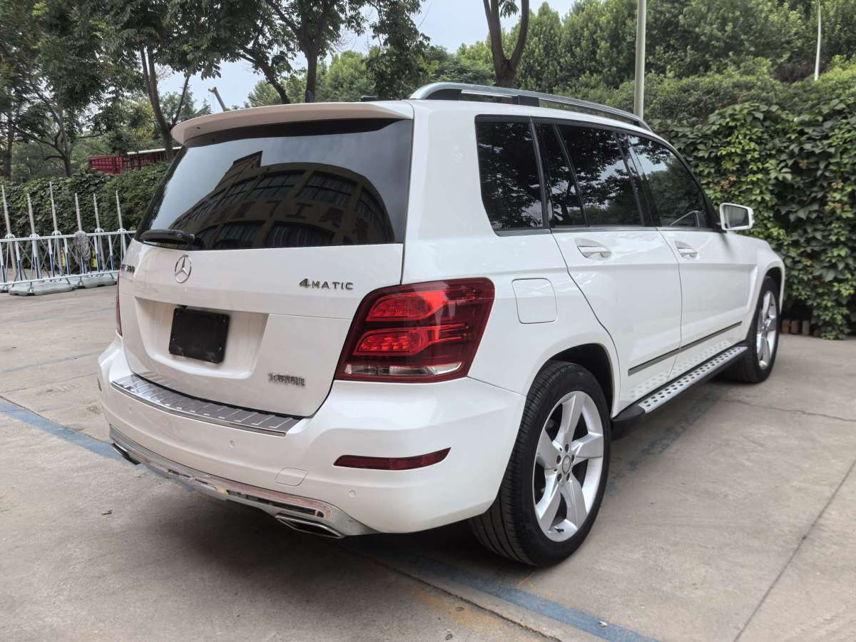 奔驰 奔驰GLK级  2013款 GLK 300 4MATIC 动感天窗型图片