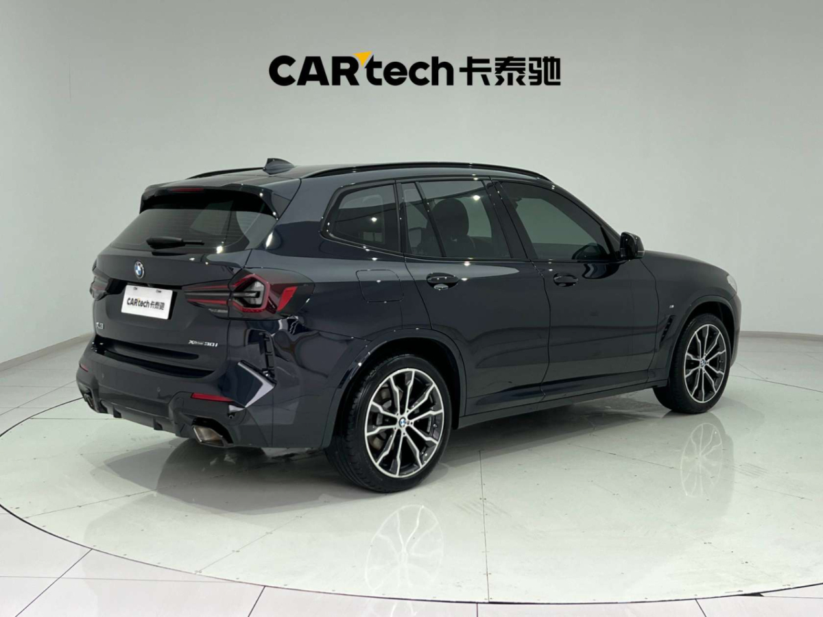 寶馬 寶馬X3  2022款 xDrive30i 領(lǐng)先型 M曜夜套裝圖片