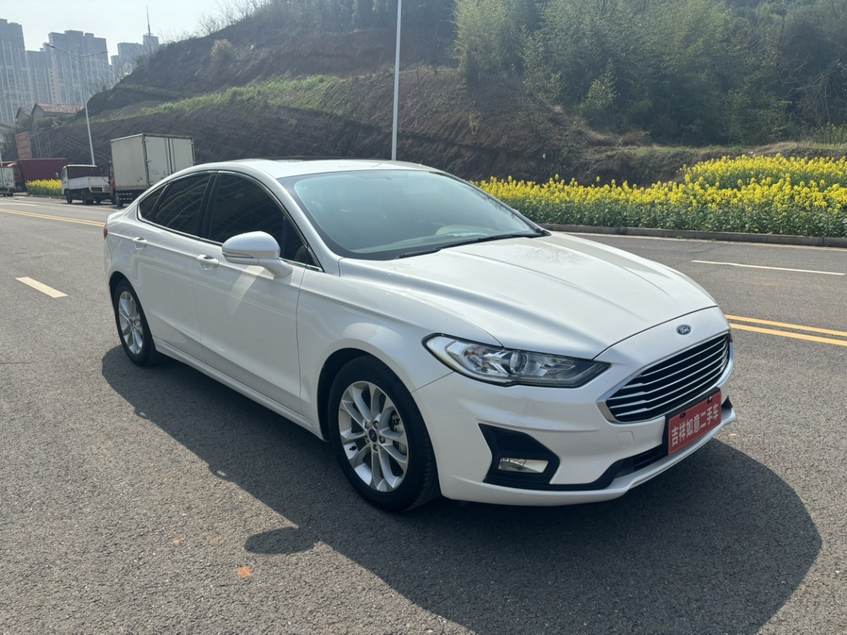 福特 蒙迪歐  2020款 EcoBoost 180 時(shí)尚型圖片