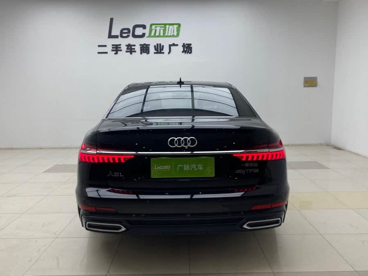 奧迪 奧迪A6L  2021款 45 TFSI 臻選動(dòng)感型圖片