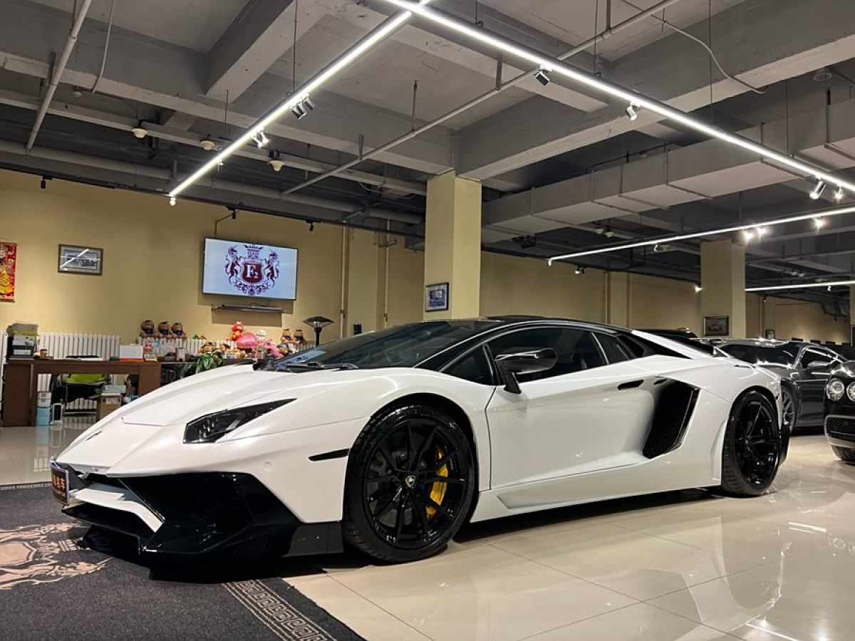 蘭博基尼 Aventador  2011款 LP 700-4圖片