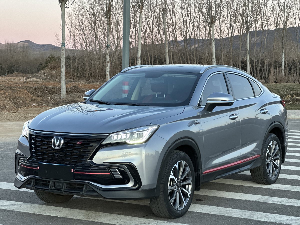 長(zhǎng)安 CS85 COUPE  2021款 2.0T 自動(dòng)尊貴型圖片