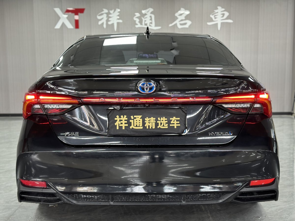 豐田 亞洲龍  2019款 雙擎 2.5L XLE尊貴版 國(guó)VI圖片