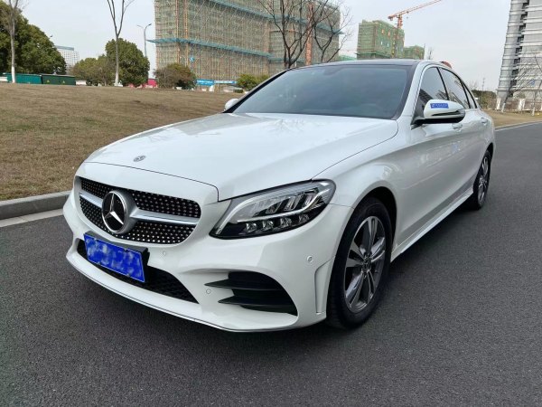 奔驰 奔驰C级  2021款 C 200 L 时尚型运动版