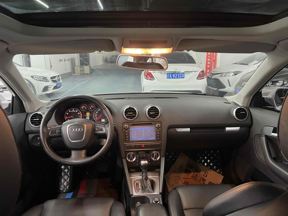 奧迪 奧迪A3  2013款 Sportback 30 TFSI 豪華型圖片