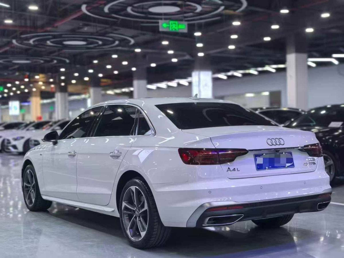 奧迪 奧迪A4L  2021款 40 TFSI 進(jìn)享人生版圖片