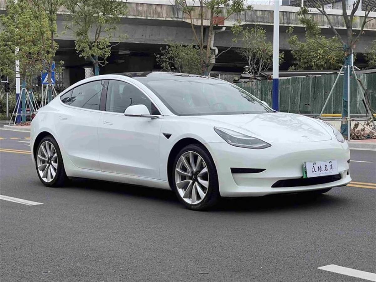 特斯拉 Model 3  2019款 標準續(xù)航后驅(qū)升級版圖片