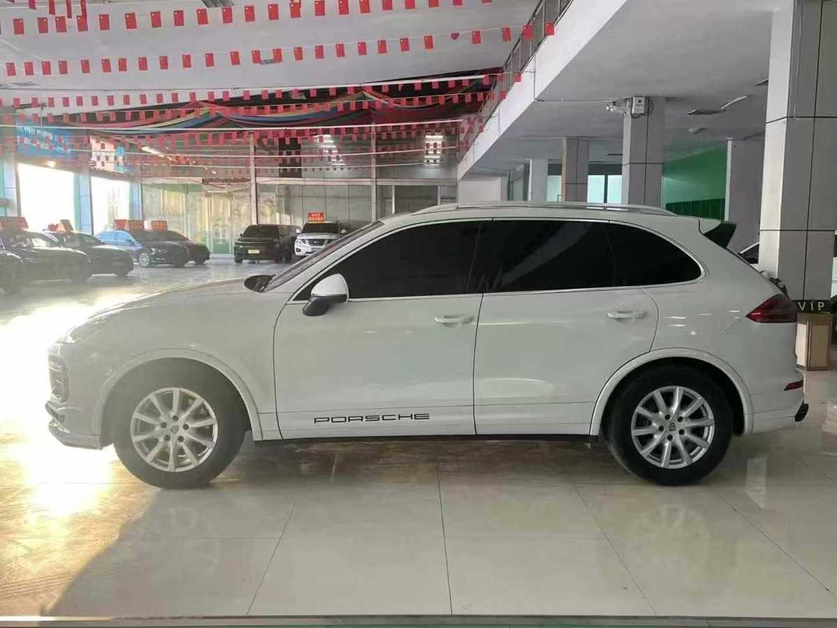 保時(shí)捷 Cayenne  2014款 Cayenne Platinum Edition 3.0T圖片