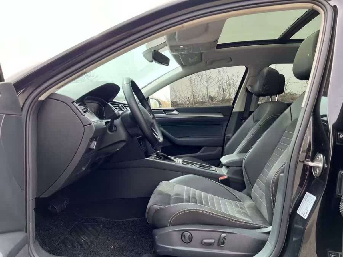 大眾 邁騰  2021款 330TSI DSG 30周年紀念版圖片