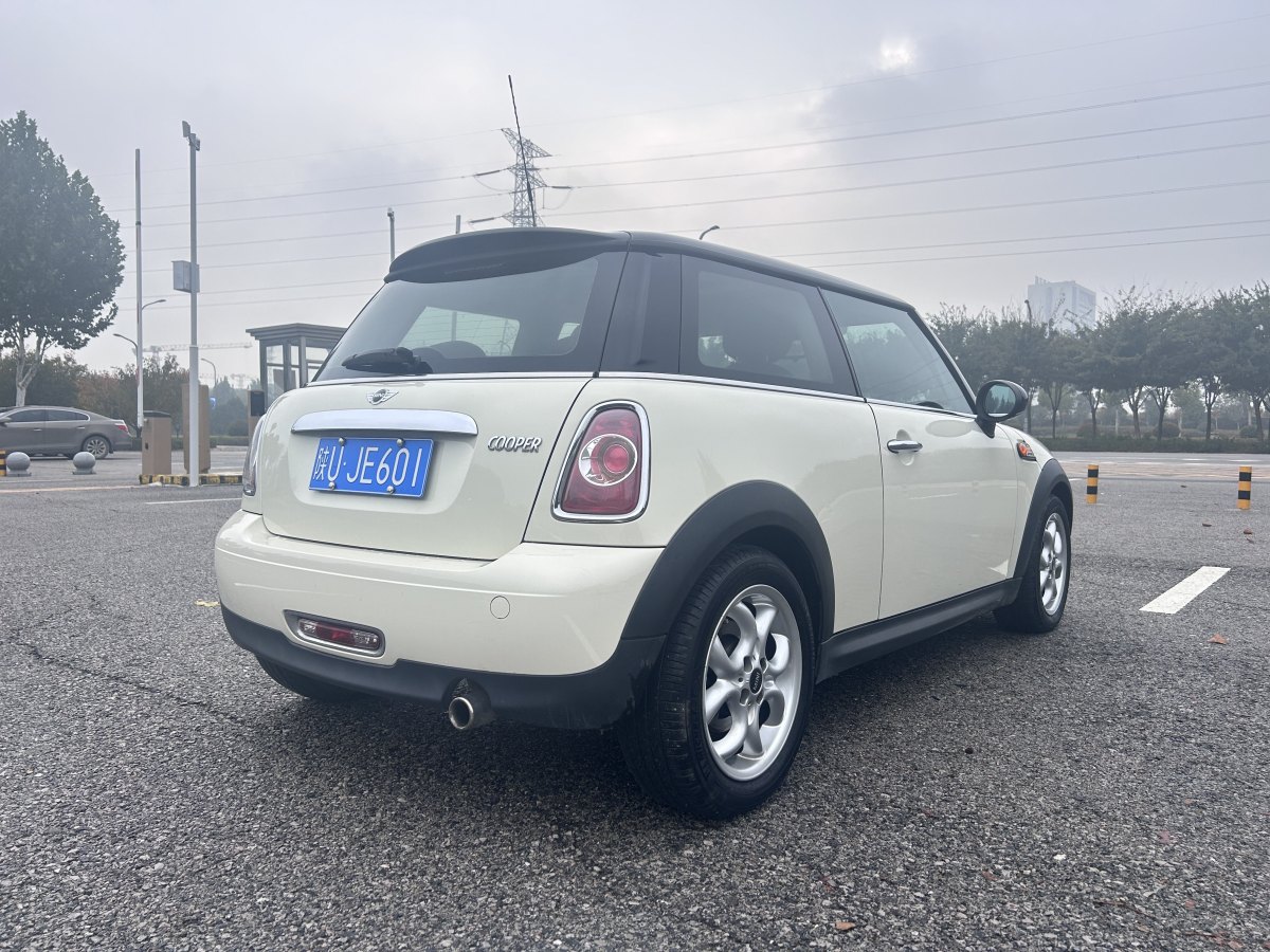 MINI COUNTRYMAN  2011款 1.6L COOPER Fun圖片