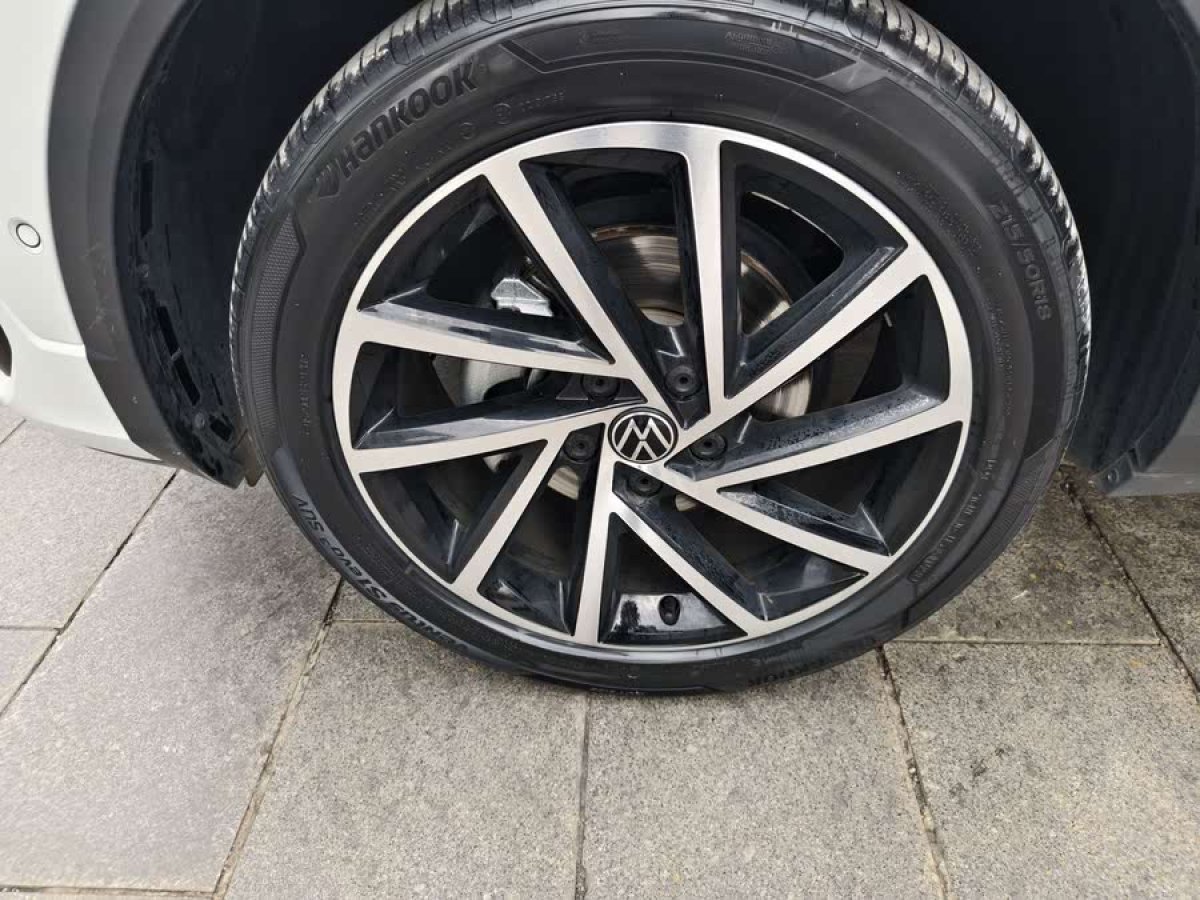 大眾 T-ROC探歌  2023款 300TSI DSG兩驅(qū)星光版圖片