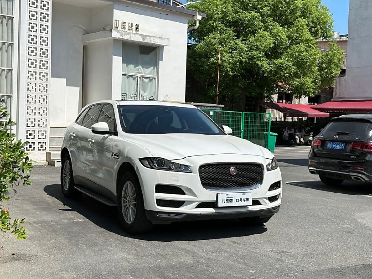 捷豹 F-PACE  2016款 2.0T 兩驅(qū)都市尊享版圖片