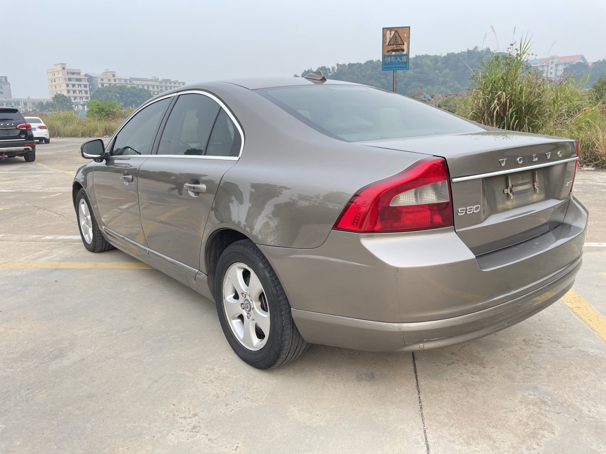 沃爾沃 S80  2006款 2.5T 智尊版圖片