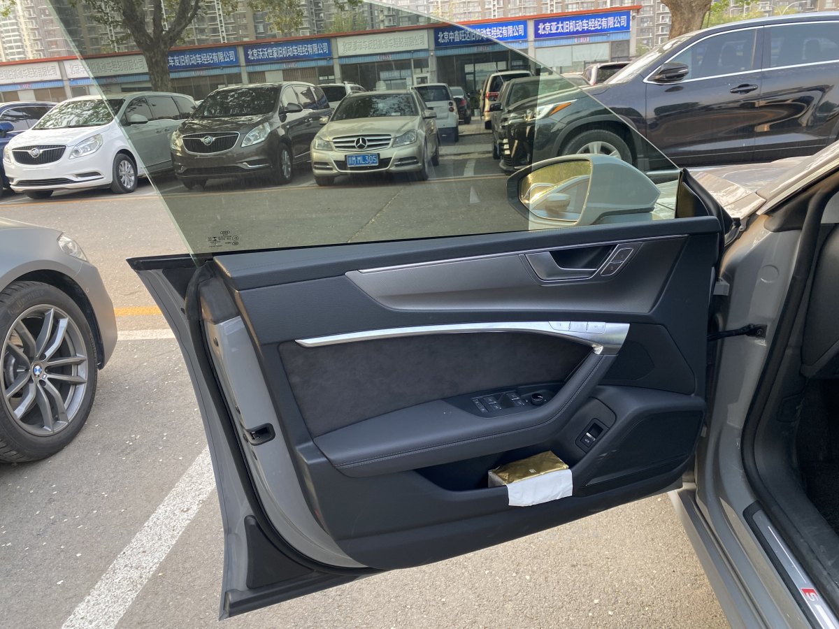 奥迪 奥迪A7  2019款 55 TFSI quattro 动感型图片