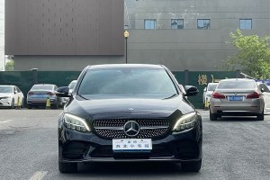 奔馳C級(jí) 奔馳 改款 C 260 L 運(yùn)動(dòng)版