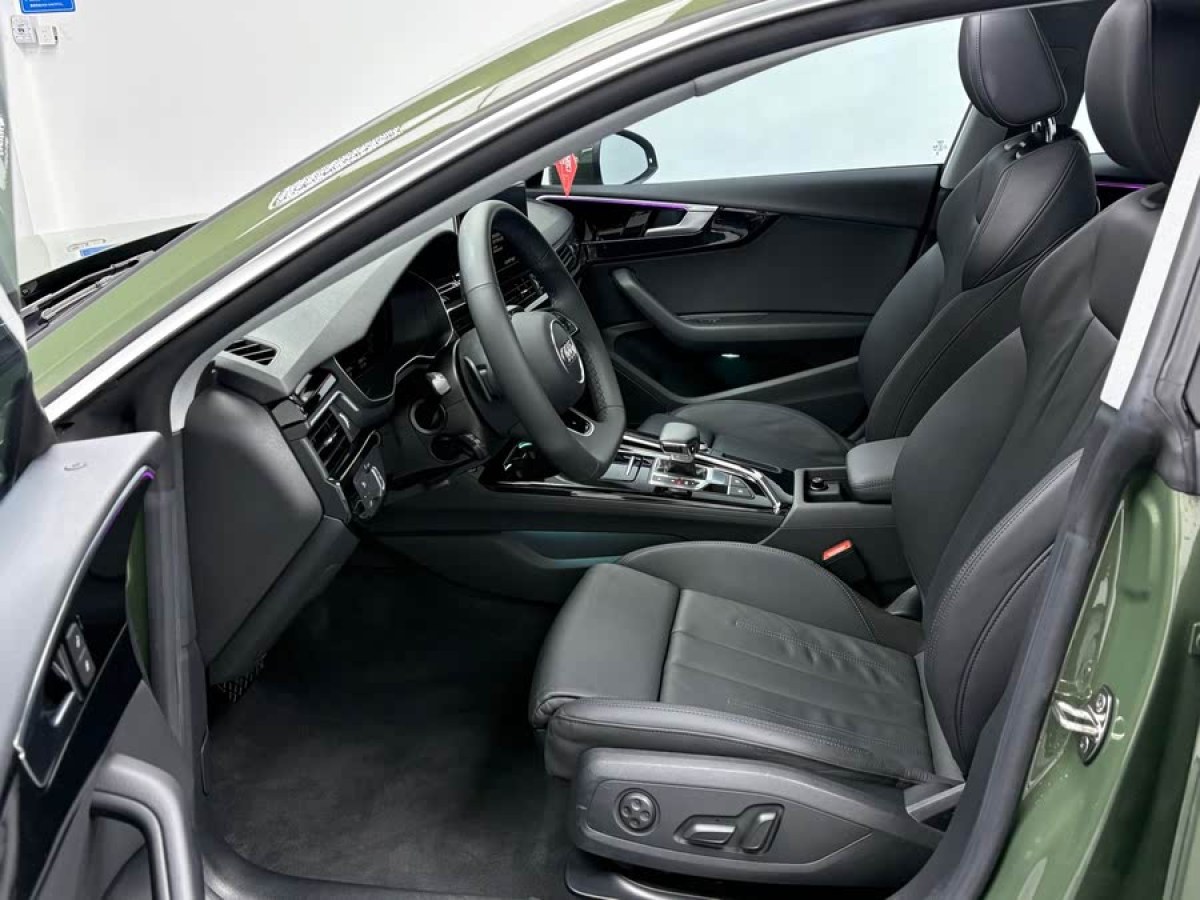 奧迪 奧迪A5  2023款 Sportback 40 TFSI 時(shí)尚動(dòng)感型圖片