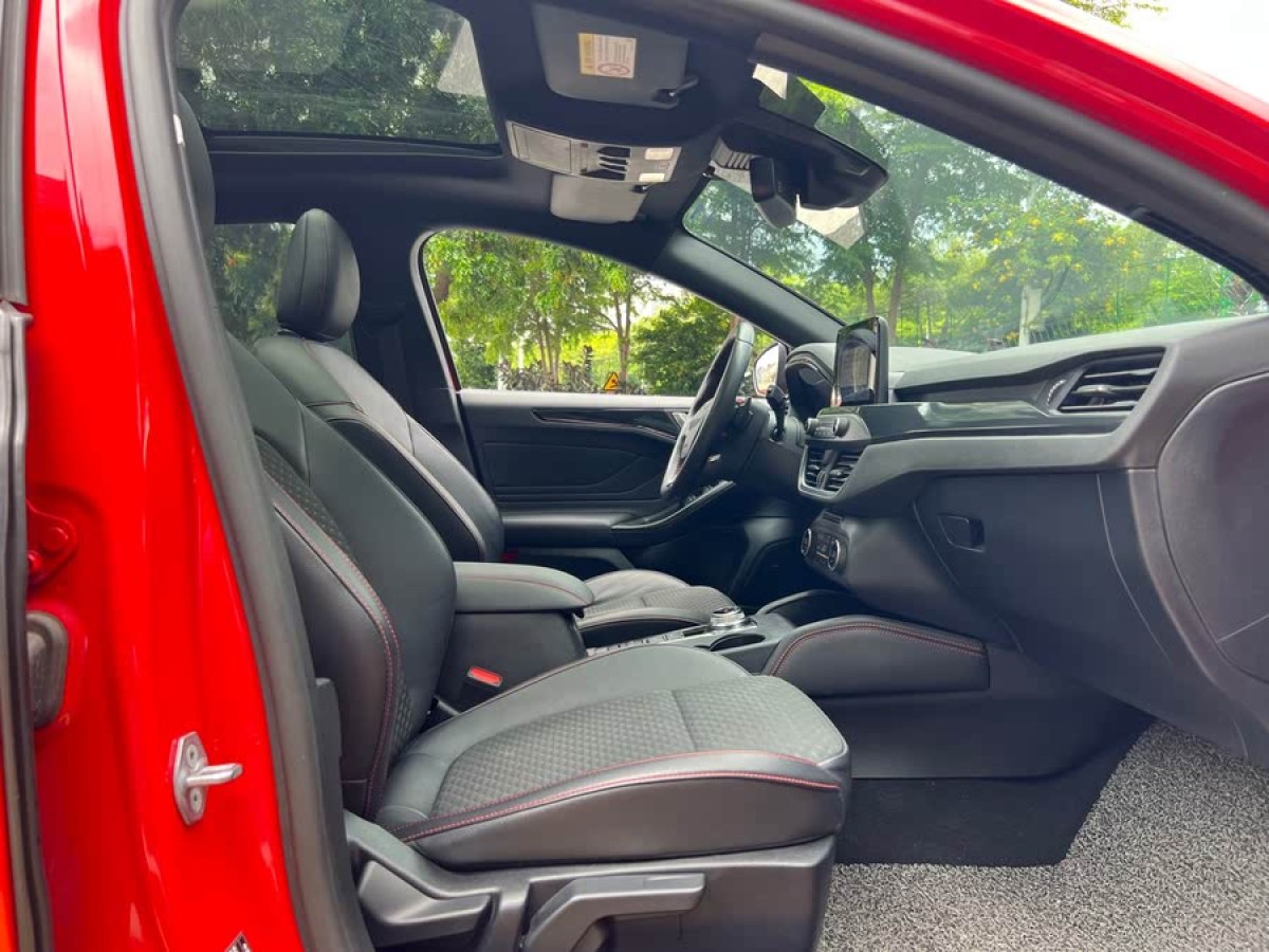 福特 ?？怂? 2020款 兩廂 EcoBoost 180 自動ST Line圖片