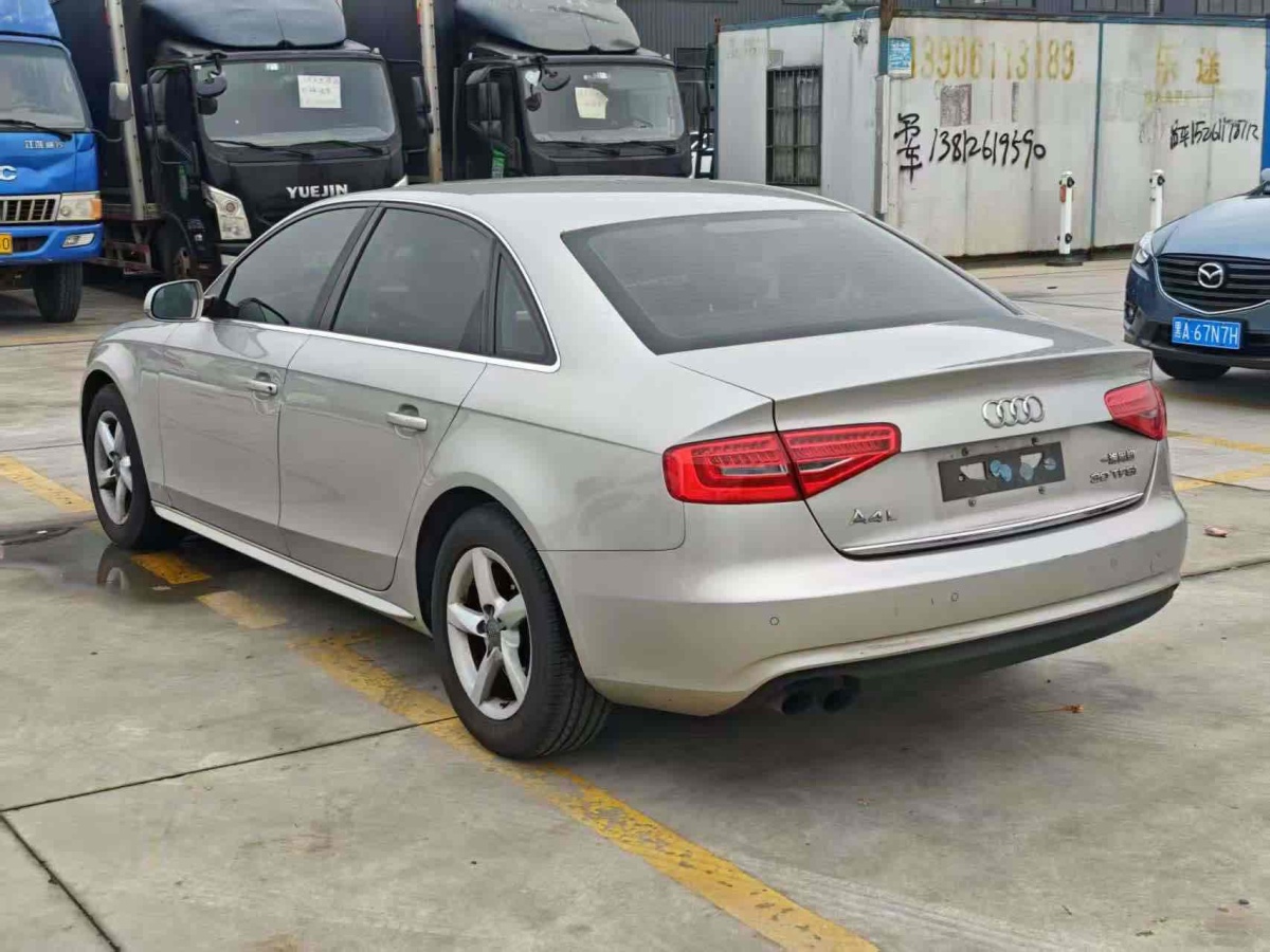 奧迪 奧迪A4L  2011款 1.8 TFSI 舒適型圖片