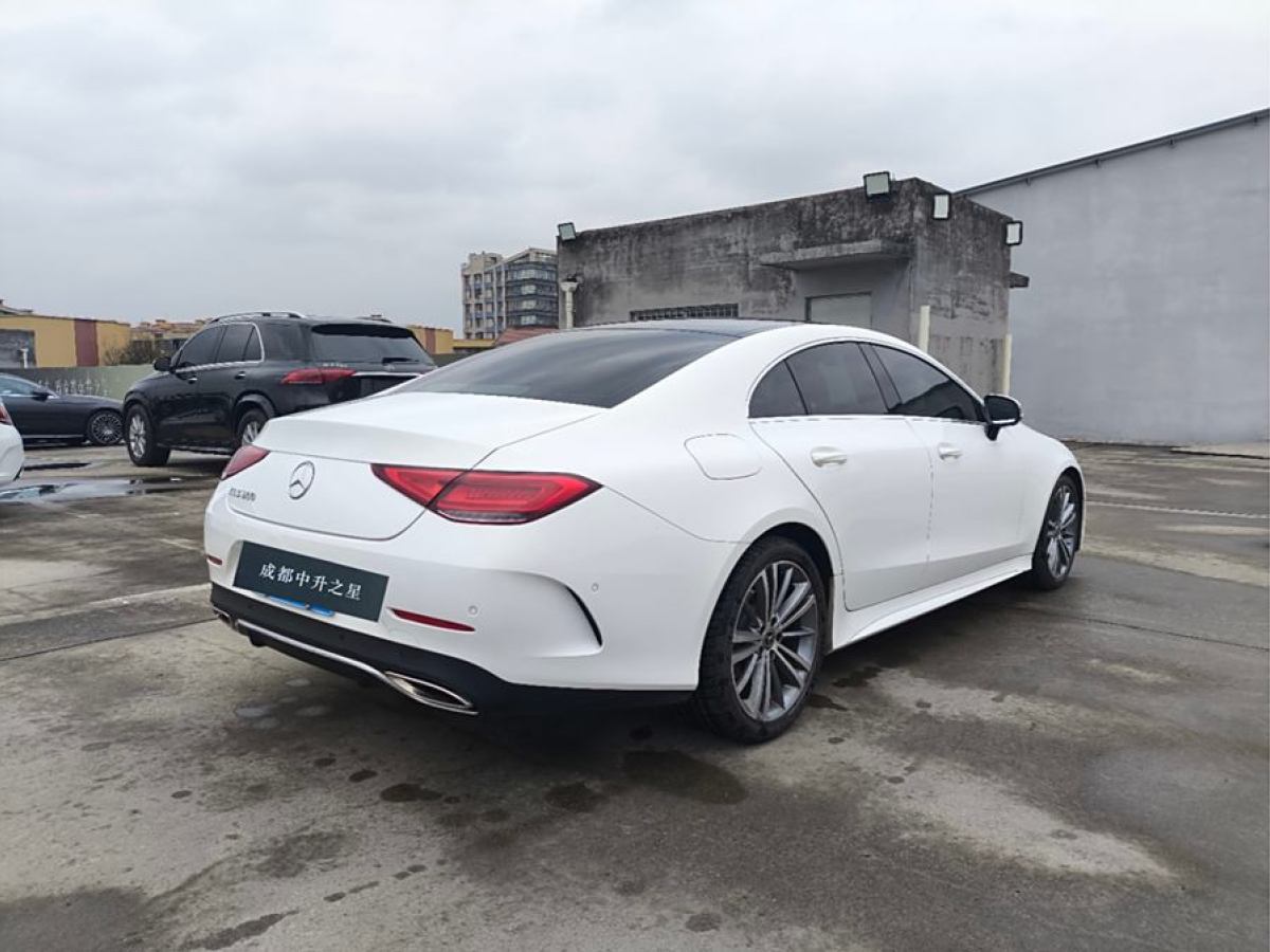 奔馳 奔馳CLS級(jí)  2021款 改款 CLS 300 動(dòng)感型圖片