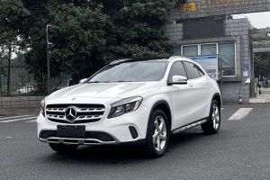 奔馳GLA 奔馳 GLA 200 時(shí)尚型