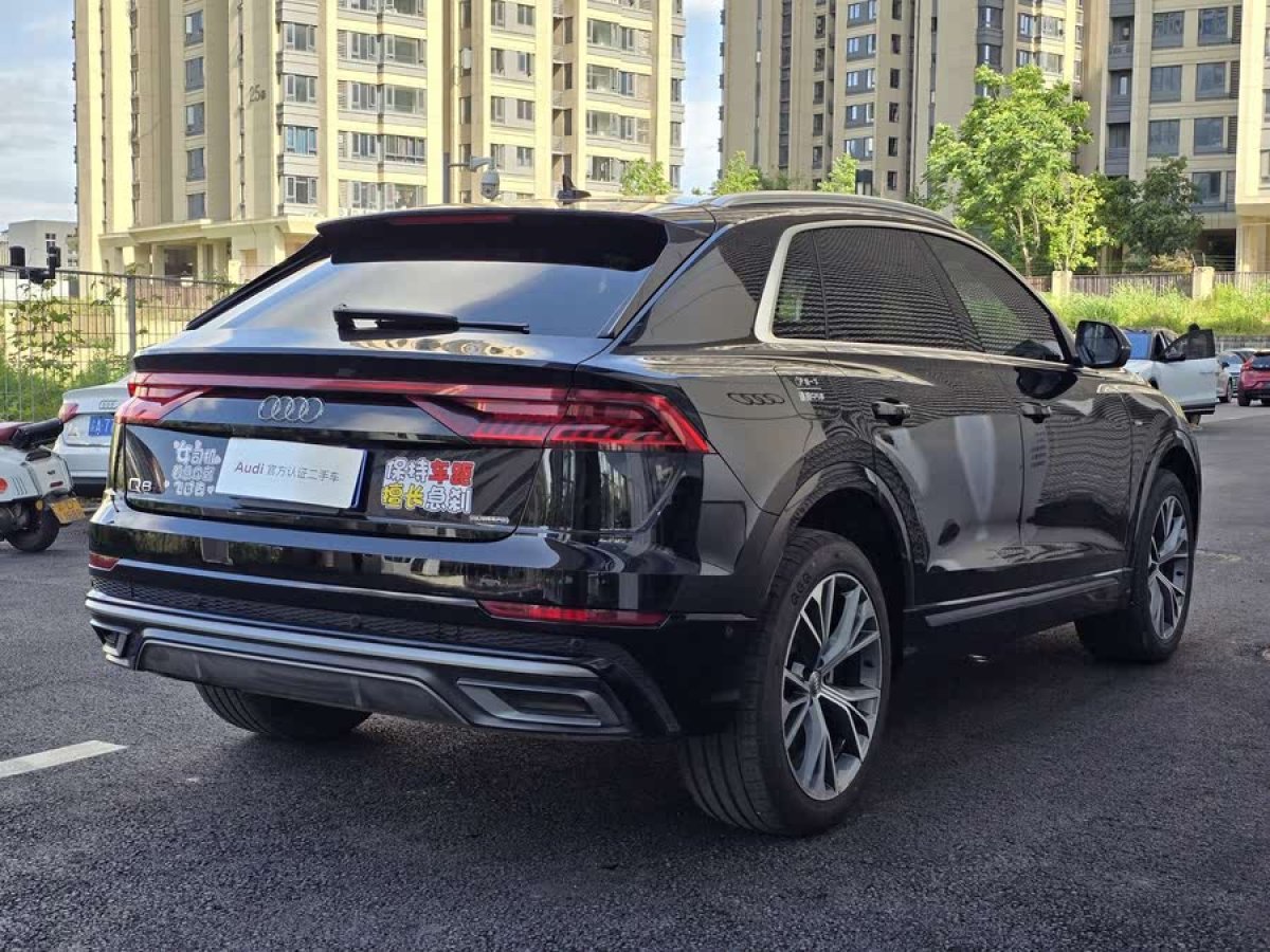 奧迪 奧迪Q8  2023款 55 TFSI 尊享動感型圖片