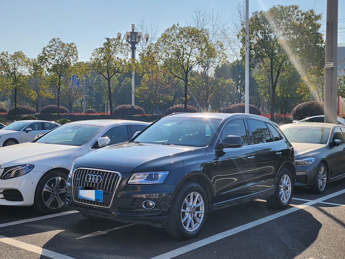 2016年8月奧迪 奧迪Q5  2016款 Q5 40TFSI 2.0T 進(jìn)取型