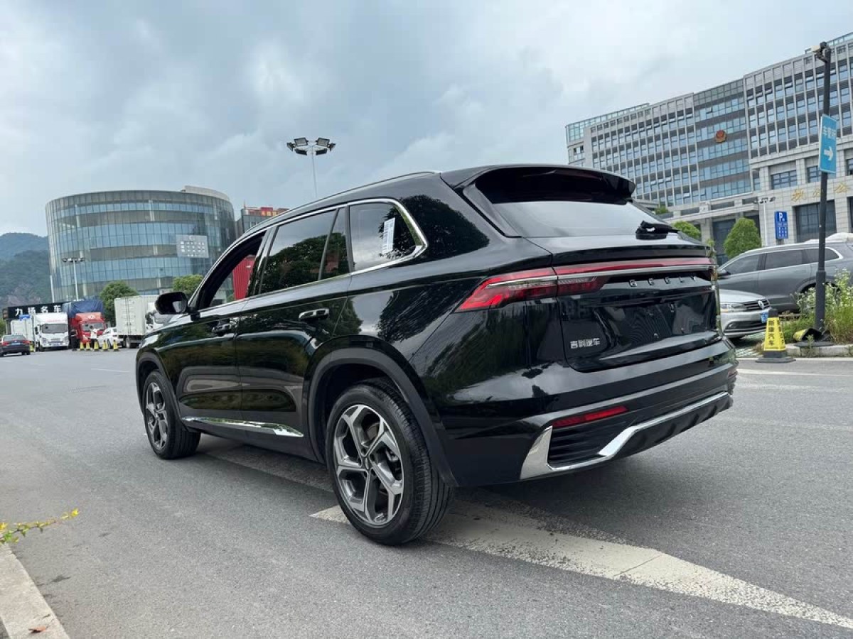 吉利 星越L  2024款 2.0TD DCT EVO兩驅(qū)尊貴型圖片