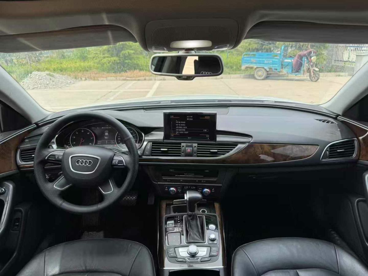 奧迪 奧迪A6L  2012款 A6L 2.8FSI 35FSI Quattro豪華型圖片