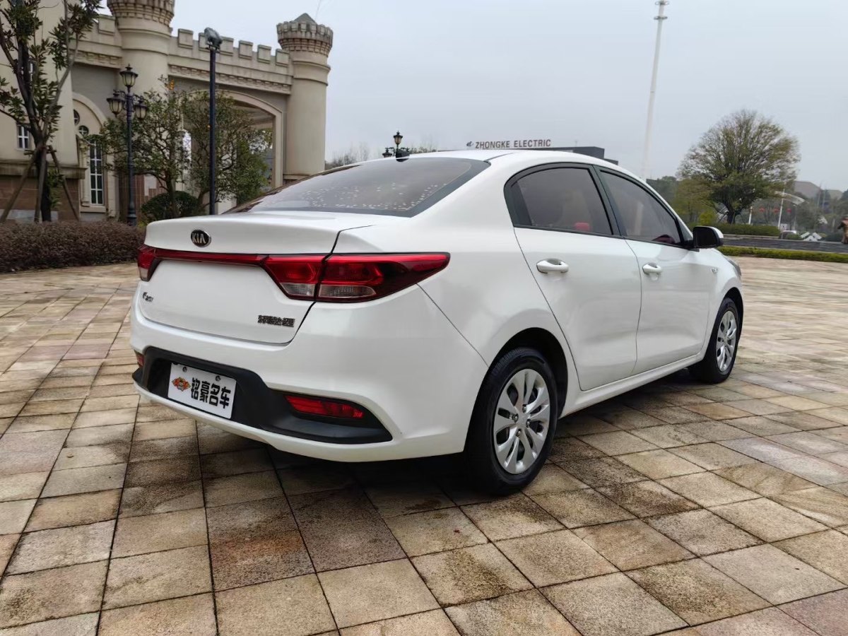 起亞 K2  2019款 三廂 1.4L AT 15周年特別版GLS 國(guó)VI圖片