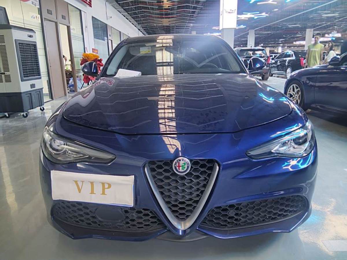 2017年4月阿爾法·羅密歐 Giulia  2017款 2.0T 280HP 豪華版