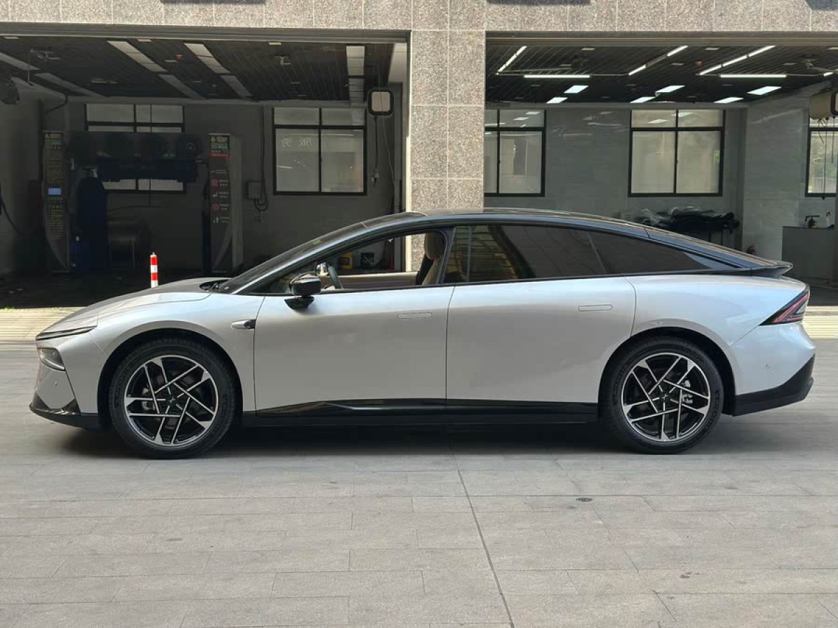 小鵬 小鵬P7+  2024款 長續(xù)航 Max圖片