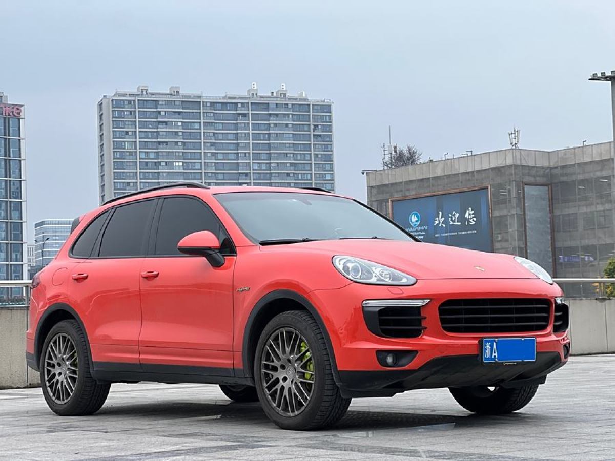 保時(shí)捷 Cayenne新能源  2016款 Cayenne S E-Hybrid 3.0T圖片