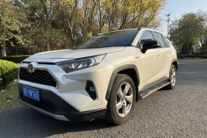 RAV4荣放 丰田 双擎  2.5L CVT两驱精英版