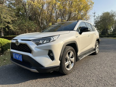 2021年05月 丰田 RAV4荣放 双擎  2.5L CVT两驱精英版图片