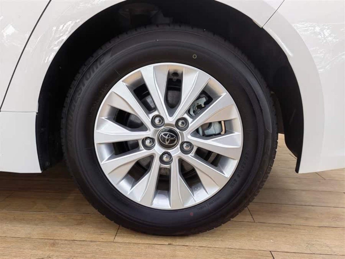 豐田 卡羅拉  2024款 1.8L 智能電混雙擎 先鋒版圖片