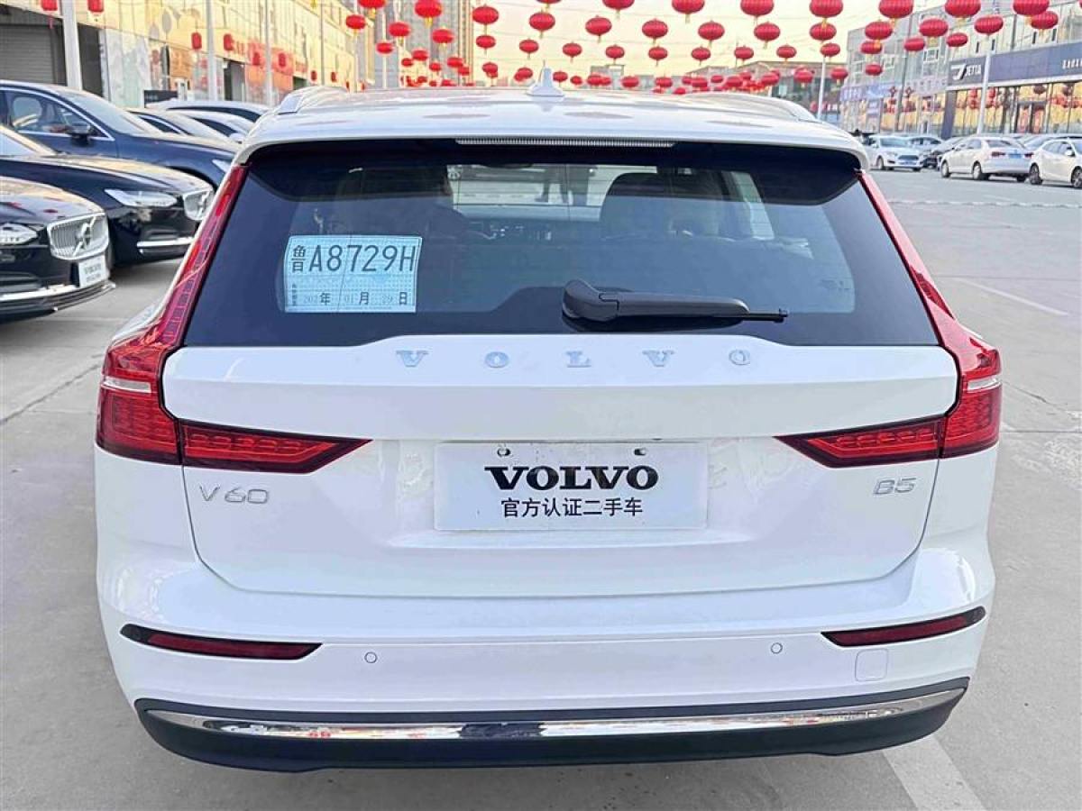 沃爾沃 V60  2024款 B5 智遠(yuǎn)豪華版圖片