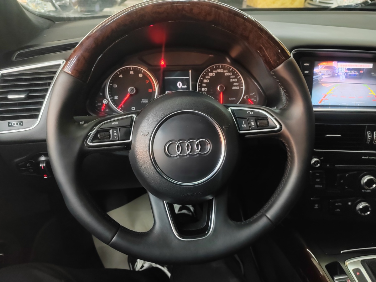 2014年7月奧迪 奧迪Q5  2013款 40 TFSI 進取型