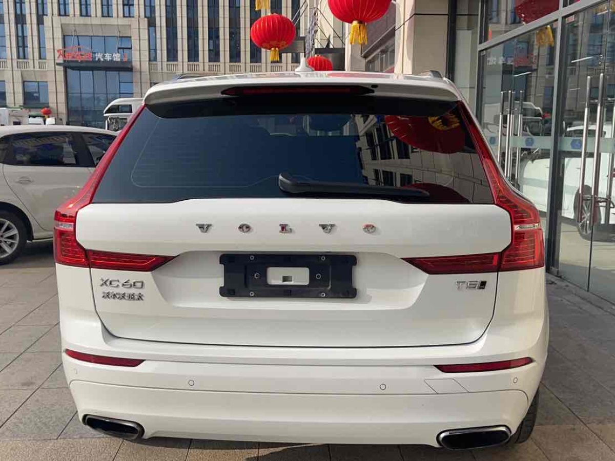 2019年6月沃爾沃 XC60  2019款 T5 四驅(qū)智雅豪華版