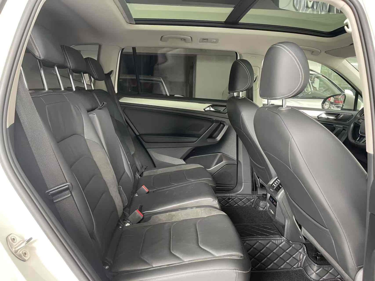 大眾 途觀L  2020款 330TSI 自動兩驅(qū)全景舒適版 國VI圖片