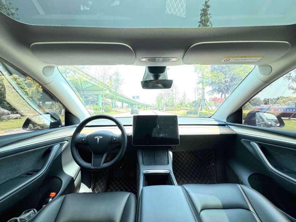 特斯拉 Model Y  2022款 改款 后輪驅動版圖片