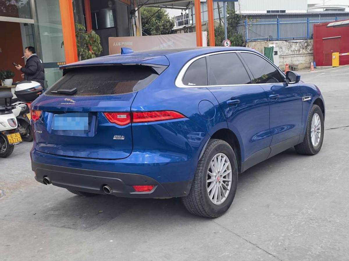 捷豹 F-PACE  2018款 2.0T 四驅(qū)都市尊享版圖片