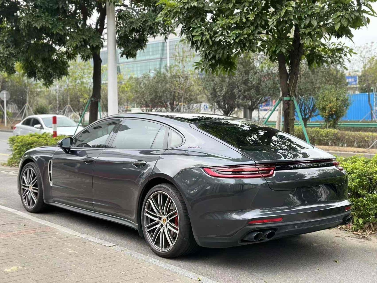 2018年3月保時捷 Panamera  2017款 Panamera 行政加長版 3.0T