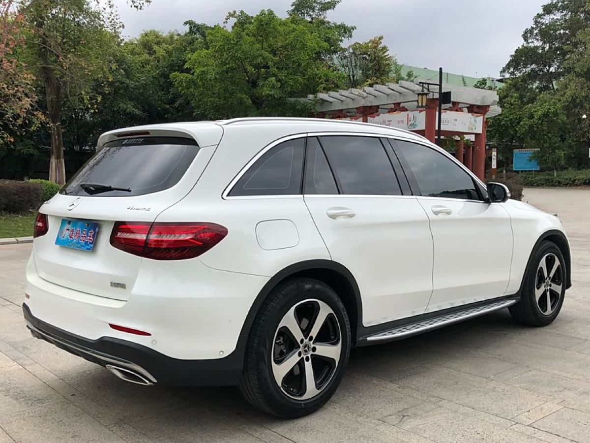 奔馳 奔馳GLC  2018款 改款 GLC 260 4MATIC 豪華型圖片