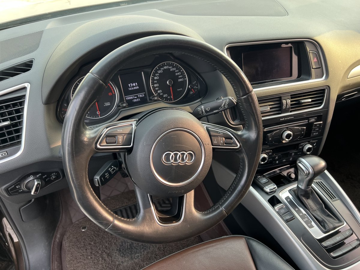 奧迪 奧迪Q5  2015款 40 TFSI 技術(shù)型圖片