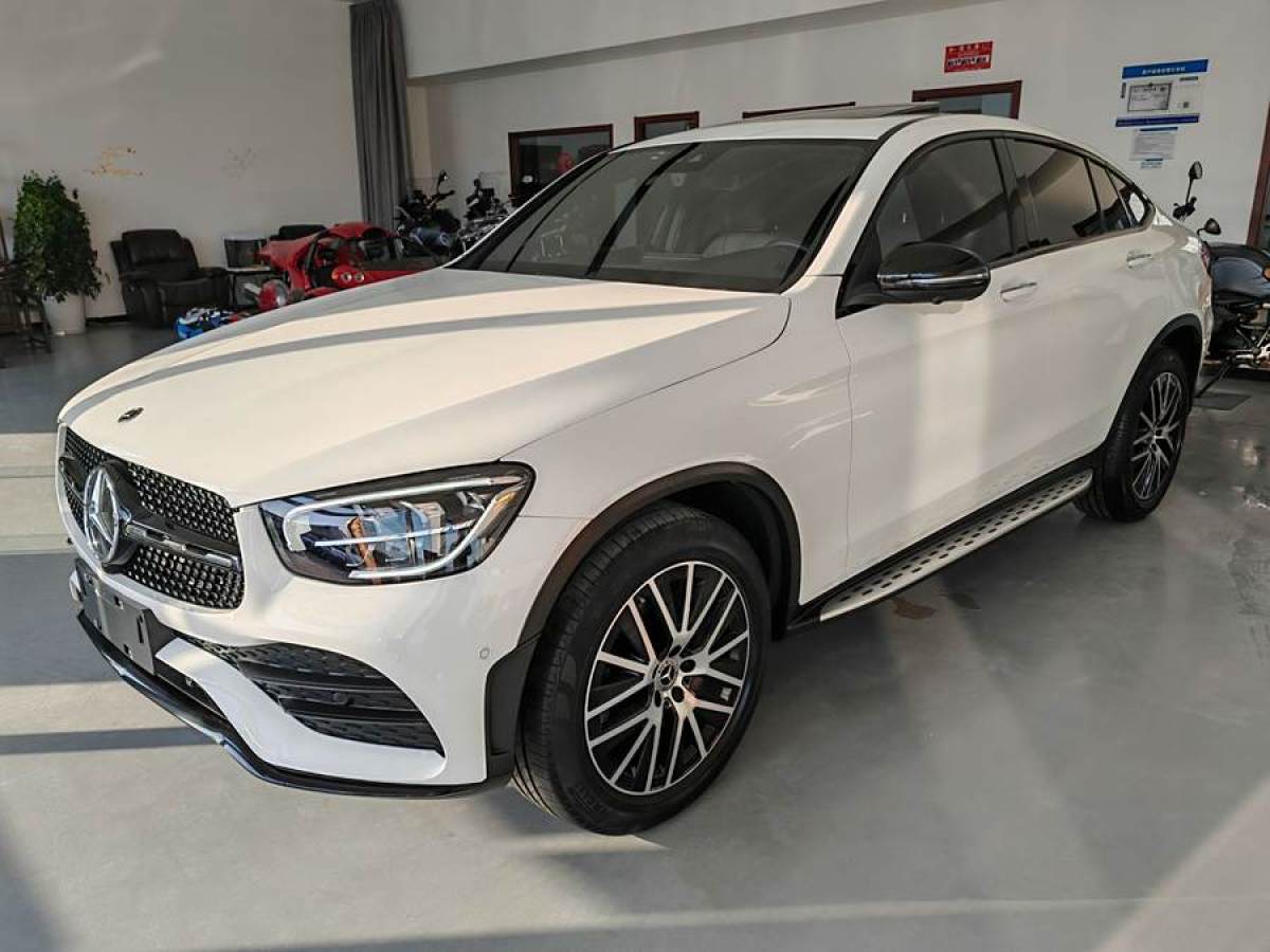 奔馳 奔馳GLC  2021款 GLC 300 4MATIC 轎跑SUV圖片